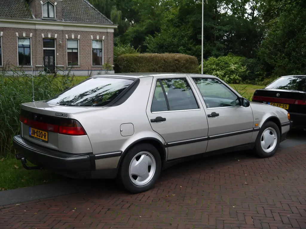 Saab 9000 9000 2.0i CSE 6