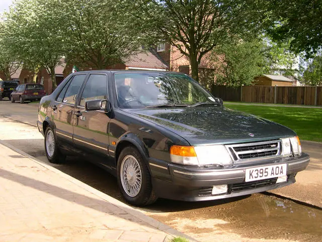Saab 9000 9000 3.0i V6 CSE 5