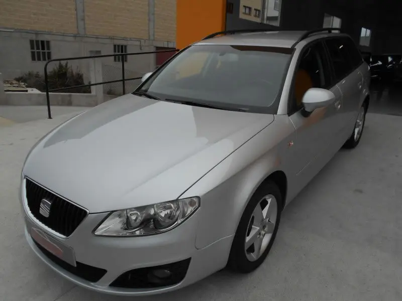 Seat Exeo Exeo 2.0 TDI Referance 4