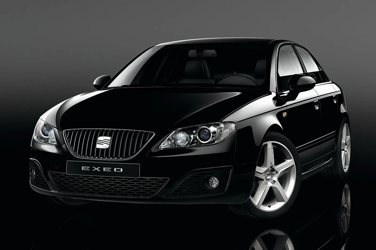 Seat Exeo Exeo 2.0 TSI Style 0