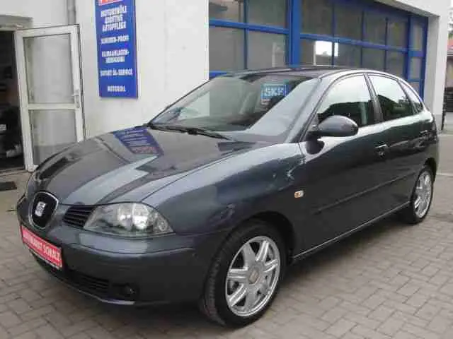 Seat Ibiza Ibiza 1.4 16V Referance 5