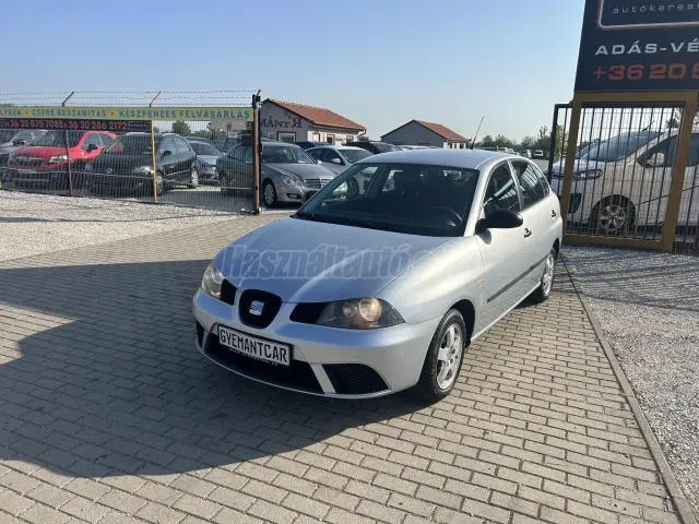 Seat Ibiza Ibiza 1.4 16V Referance 4