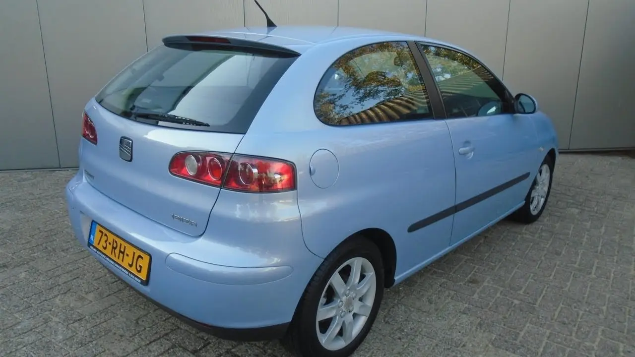 Seat Ibiza Ibiza 1.4 Signo 4