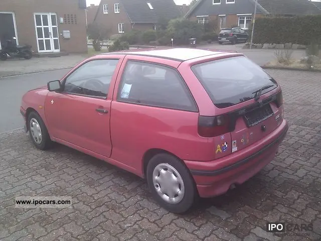 Seat Ibiza Ibiza 1.4i SXE 4