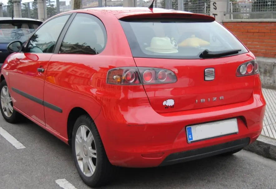 Seat Ibiza Ibiza 1.6 16V Referance 3