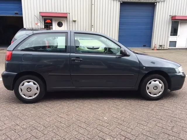Seat Ibiza Ibiza 1.6 Stella 5
