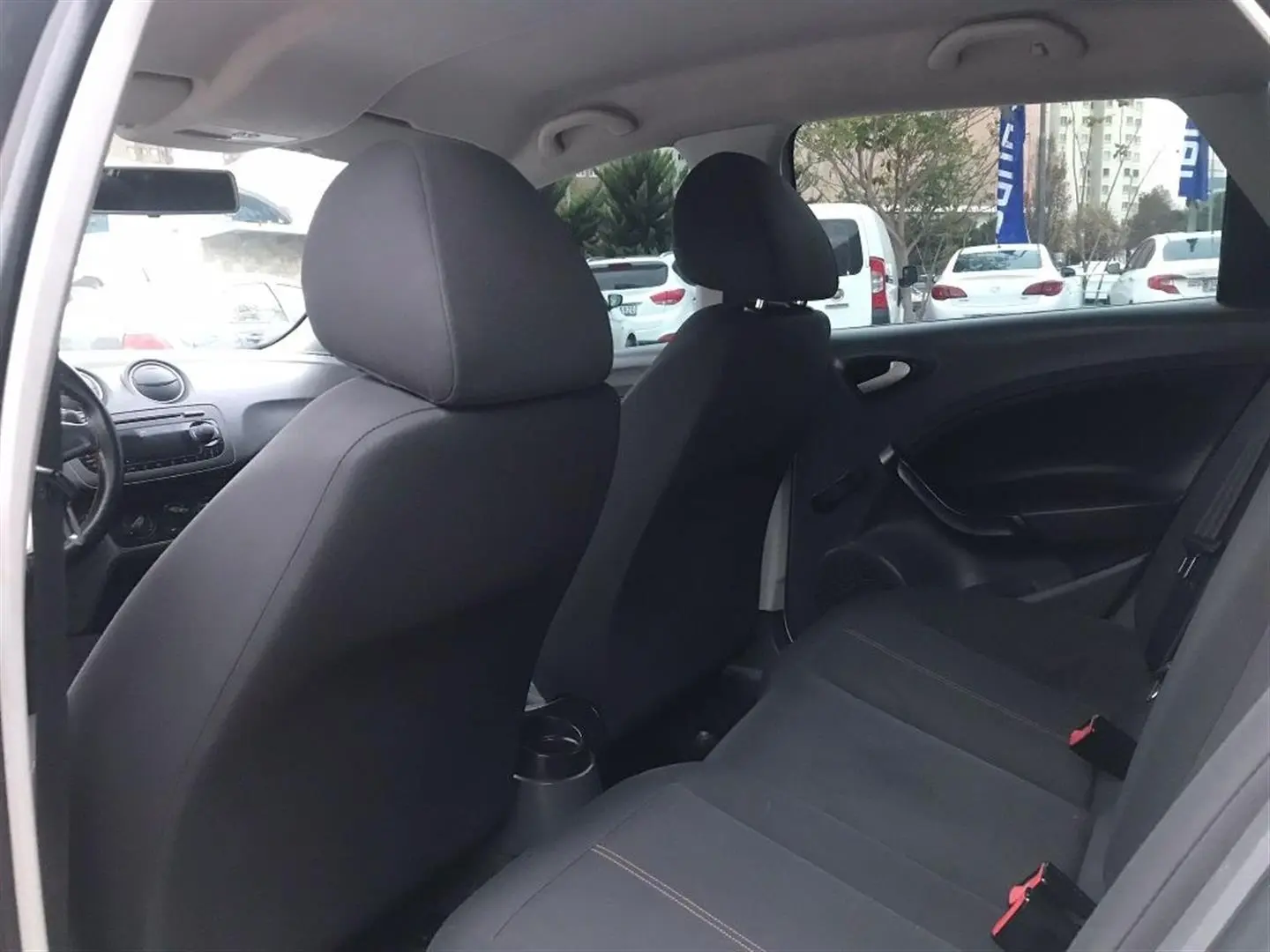 Seat Ibiza Ibiza 1.6 TDI Referance 7