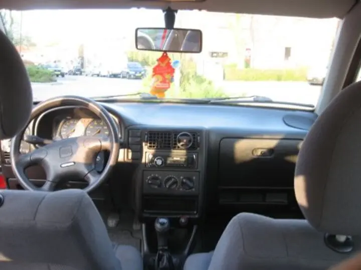 Seat Ibiza Ibiza 1.6i SE 4