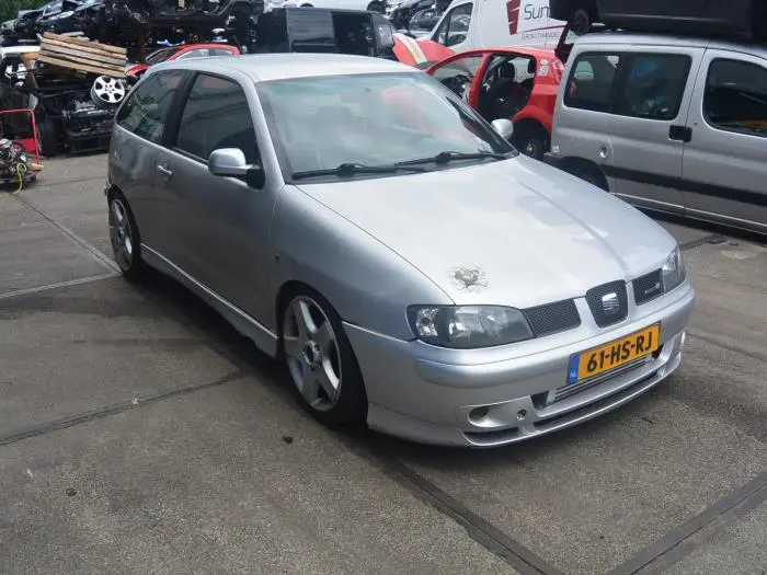 Seat Ibiza Ibiza 1.8 Turbo 20V Cupra 5