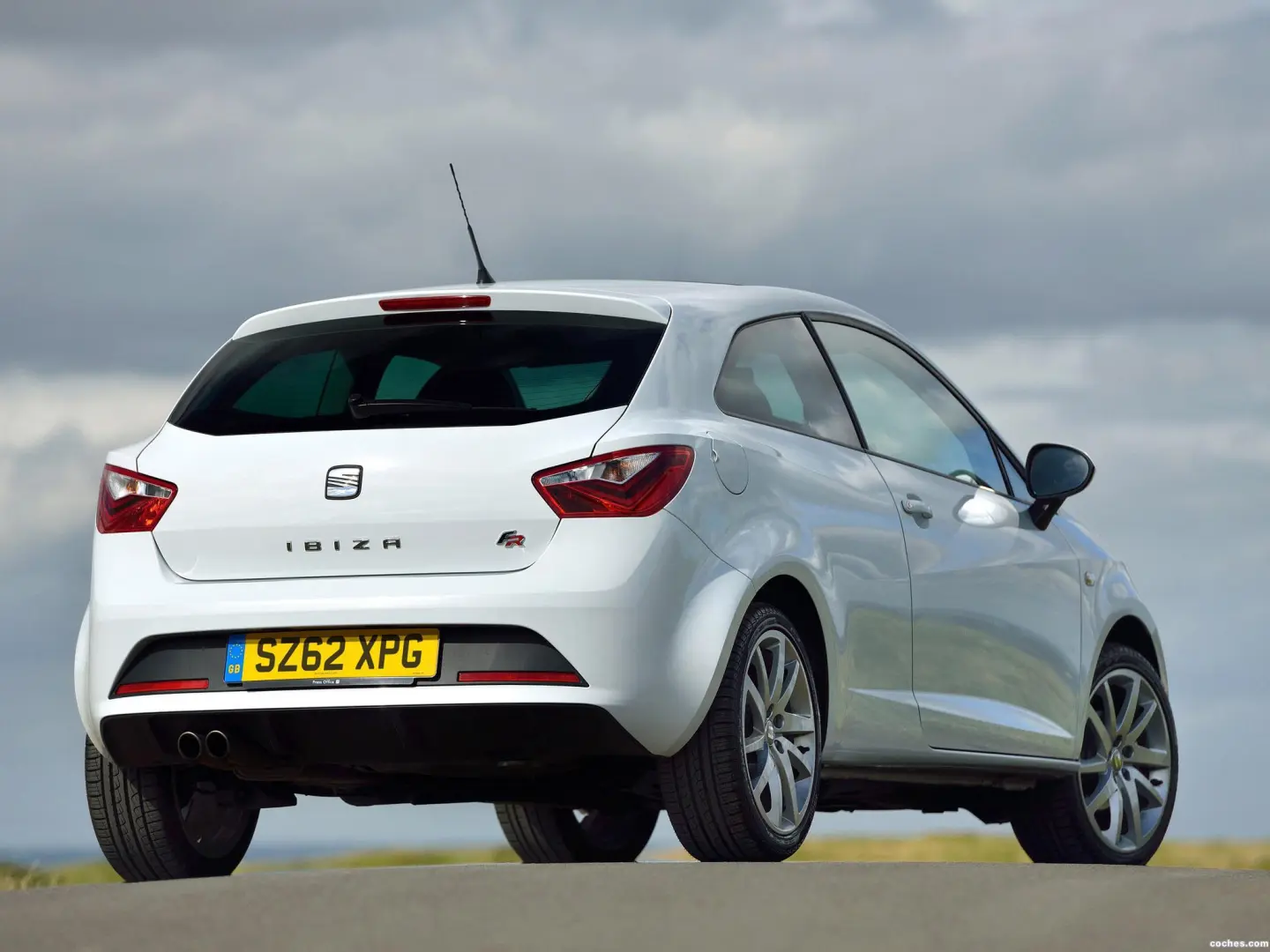 Seat Ibiza Ibiza Sport Coupe 1.2 TSI FR DSG 7