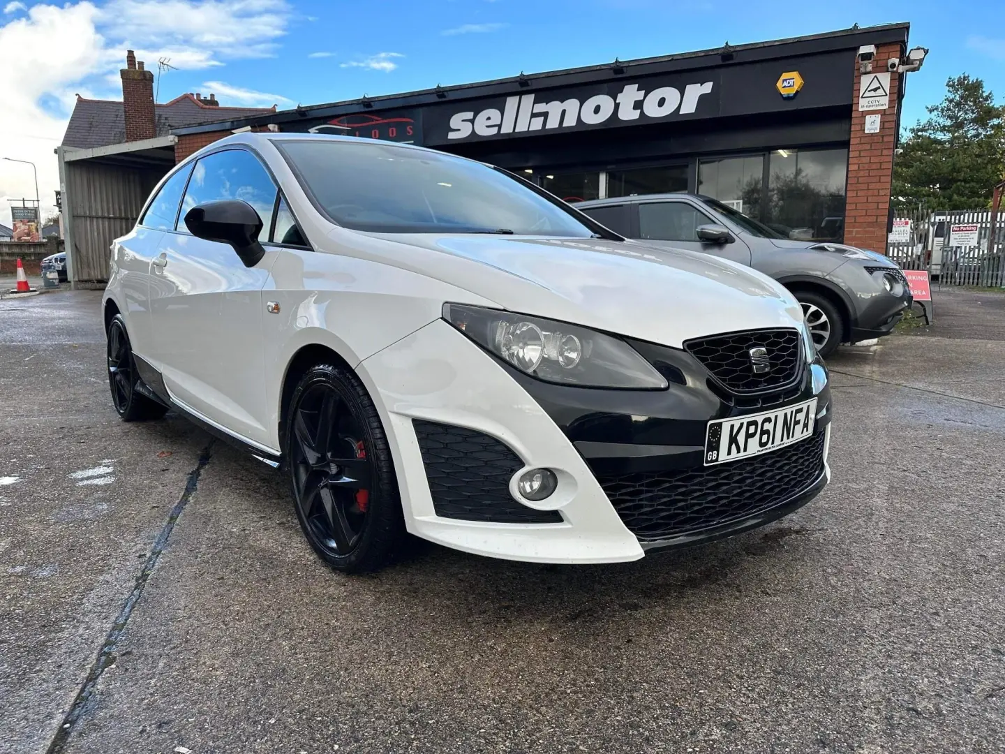 Seat Ibiza Ibiza Sport Coupe 1.4 TSI Cupra DSG 3