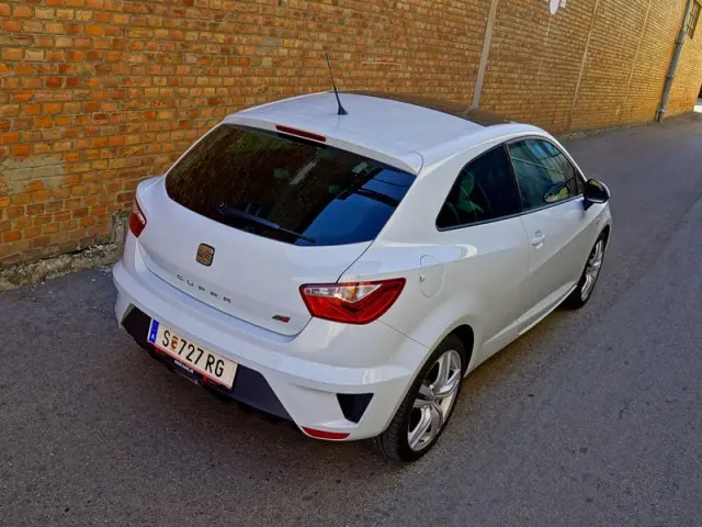 Seat Ibiza Ibiza Sport Coupe 1.4 TSI Cupra DSG 5