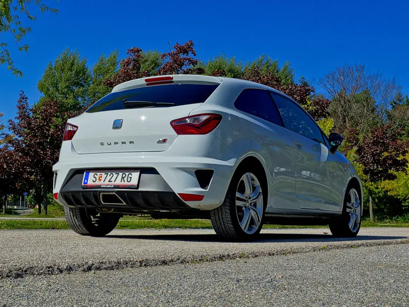 Seat Ibiza Ibiza Sport Coupe 1.4 TSI Cupra DSG 4