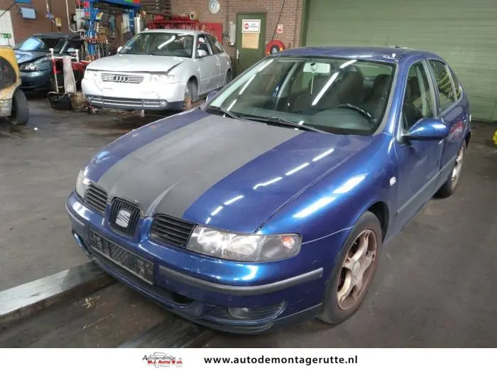 Seat Leon Leon 1.6 16V Spirit 4