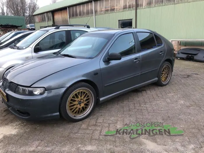Seat Leon Leon 1.8 Turbo 20V 4x4 Sport R 3