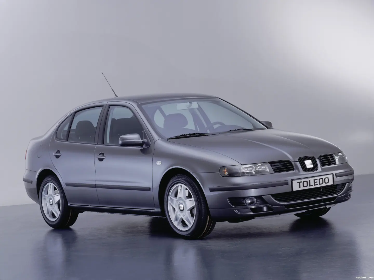 Seat Toledo Toledo 2.0 16V Sport 1