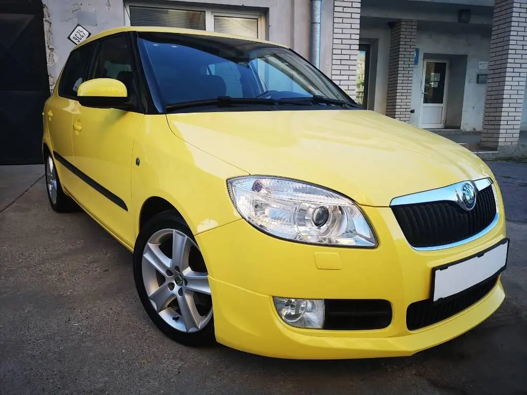 Skoda Fabia Fabia 1.6 16V Sport 5