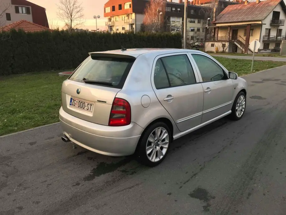 Skoda Fabia Fabia 1.9 TDI RS 5