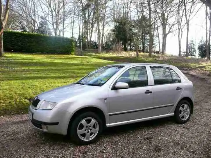 Skoda Fabia Fabia 2.0 Elegance 1