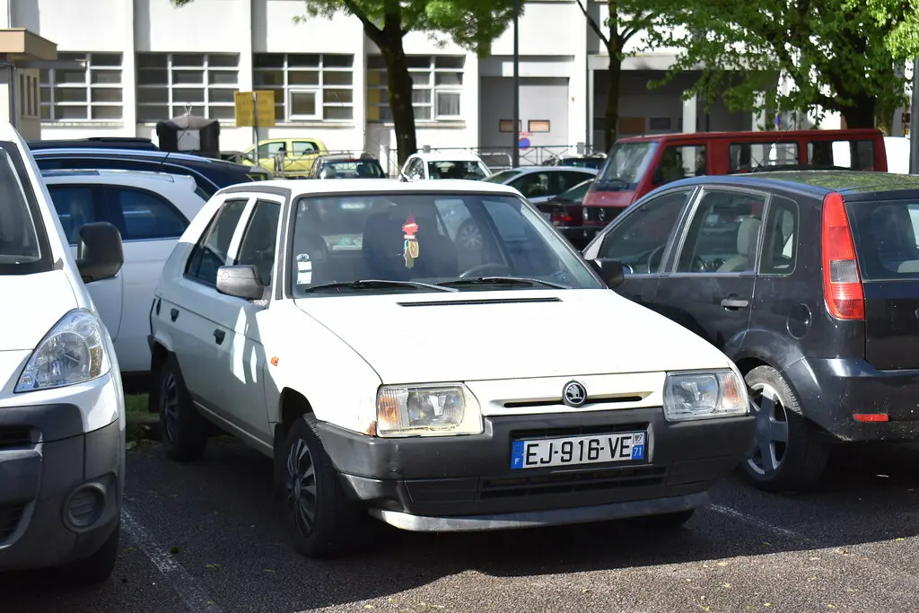 Skoda Favorit Favorit 1.3 LX Spec Line 4