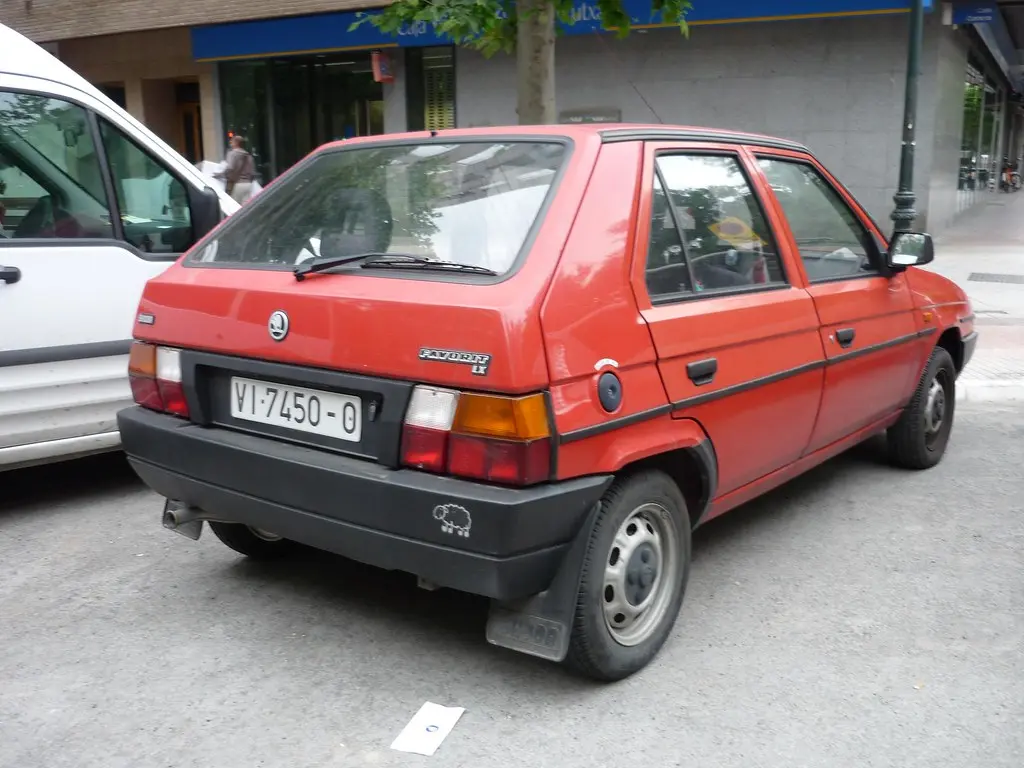 Skoda Favorit Favorit 1.3 LX Spec Line 5
