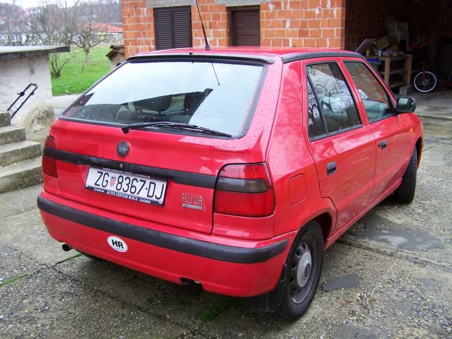 Skoda Felicia Felicia 1.3i LX Comfort 5