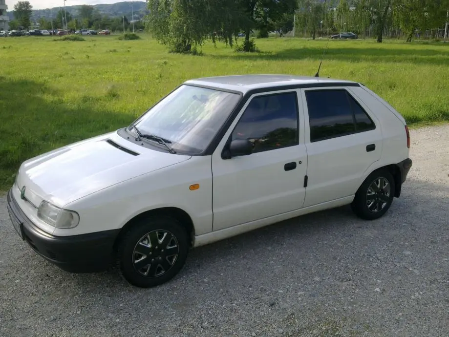 Skoda Felicia Felicia 1.6 LX 4