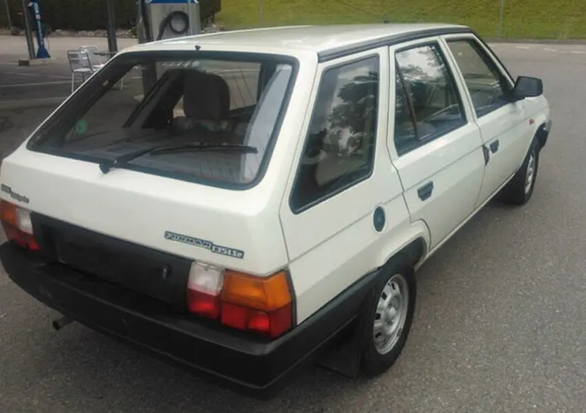 Skoda Forman Forman 135 LS 1