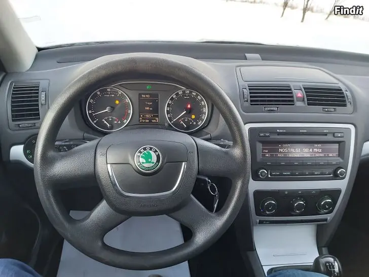 Skoda Octavia Octavia 1.4 TSI Ambiente 5