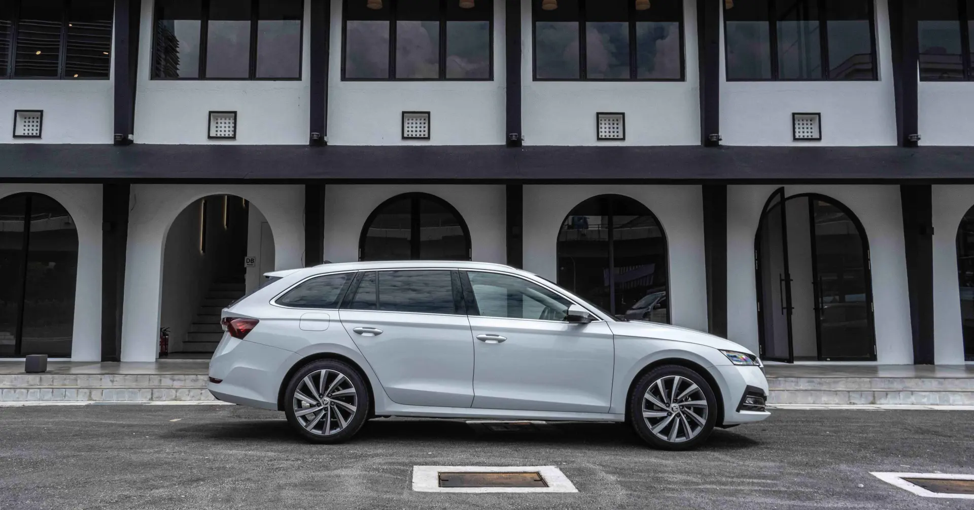Skoda Octavia Octavia 1.5 TSI e-Tec Premium DSG 6