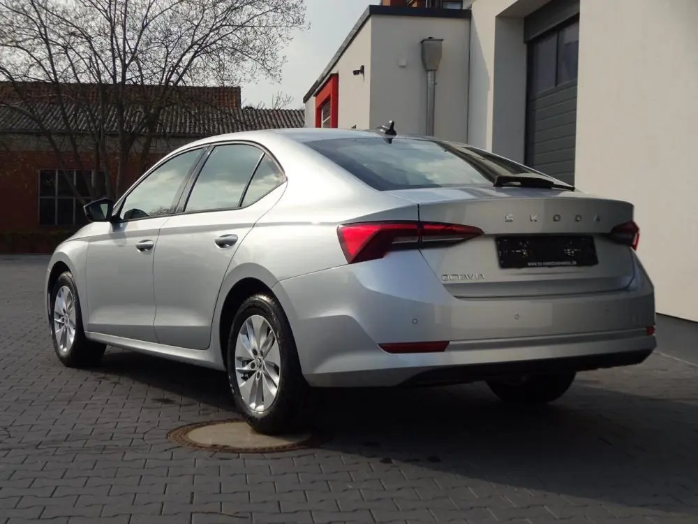 Skoda Octavia Octavia 1.5 TSI Mhev Elite DSG 5