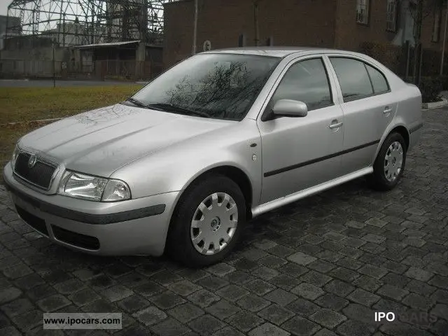 Skoda Octavia Octavia 1.6 Ambiente 3