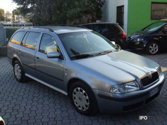 Skoda Octavia Octavia 1.6 Ambiente 4