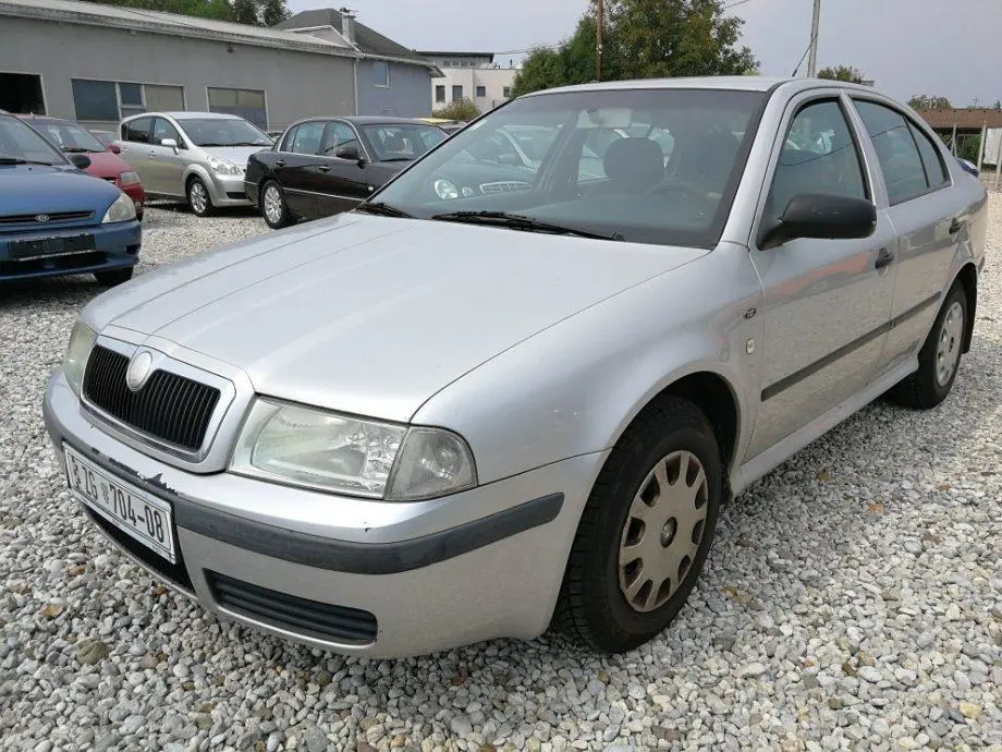 Skoda Octavia Octavia 1.6 Classic 3