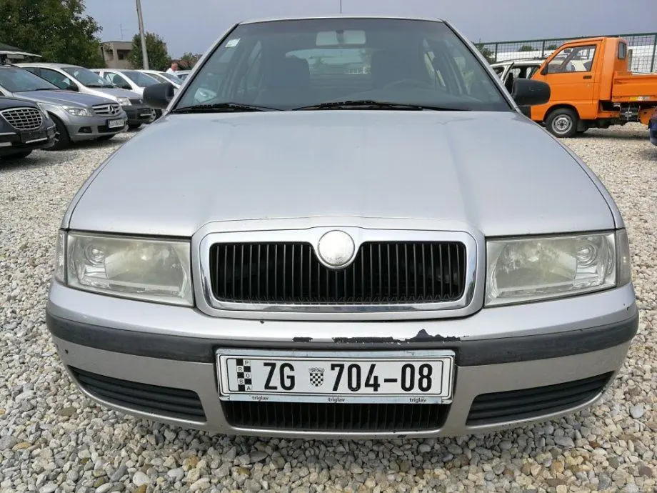 Skoda Octavia Octavia 1.6 Classic 5
