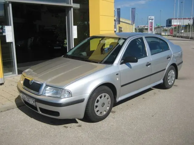 Skoda Octavia Octavia 1.6 Classic Plus 2