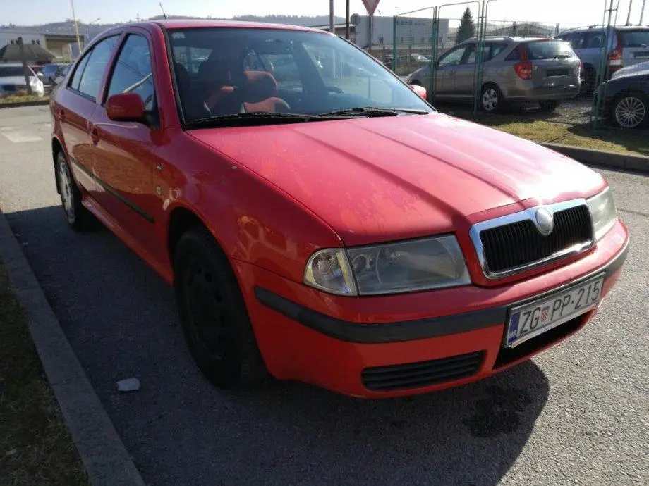 Skoda Octavia Octavia 1.6 Classic Plus 5