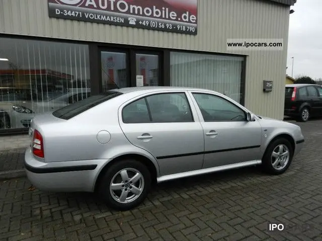 Skoda Octavia Octavia 1.6 Elegance 4