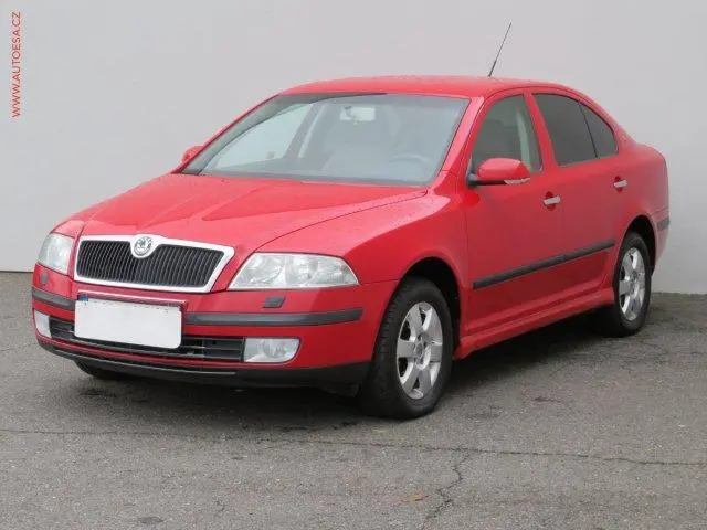 Skoda Octavia Octavia 1.6 FSI Ambiente Tiptronic 6