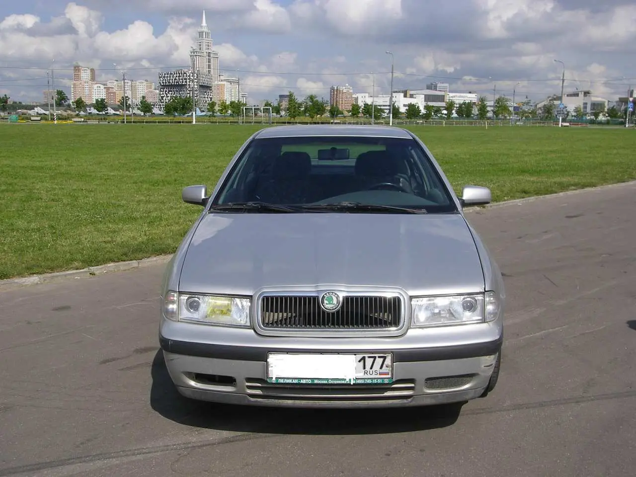 Skoda Octavia Octavia 1.6 GLX 2