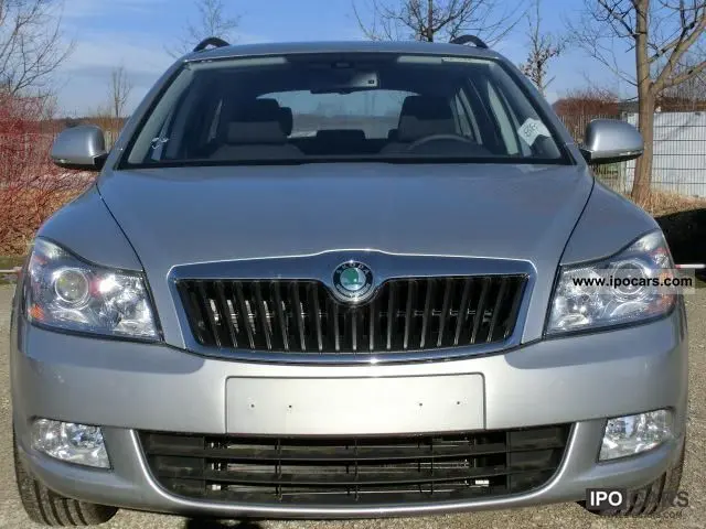 Skoda Octavia Octavia 1.6 TDI Ambition DSG 3