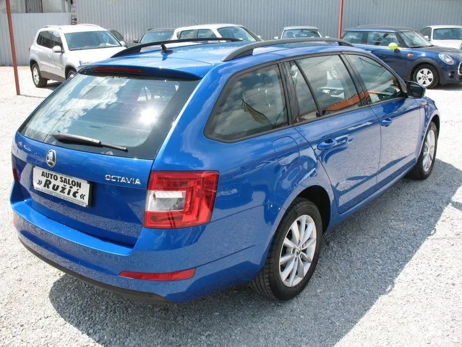 Skoda Octavia Octavia 1.6 TDI Ambition DSG 7