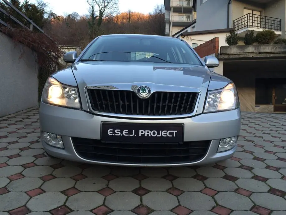 Skoda Octavia Octavia 1.6 TDI DPF Ambiente 1