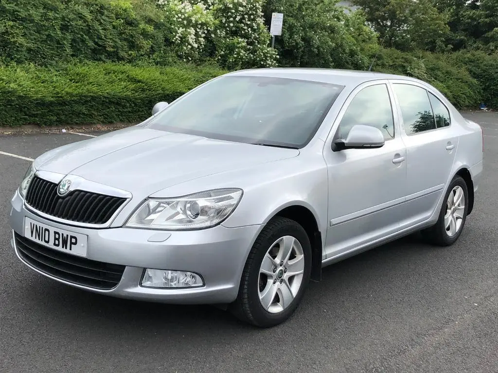 Skoda Octavia Octavia 1.6 TDI DPF Elegance DSG 1