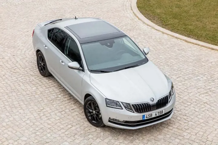 Skoda Octavia Octavia 1.6 TDI DPF Classic DSG 0