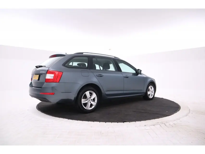 Skoda Octavia Octavia 1.6 TDI GreenTec Ambition 7