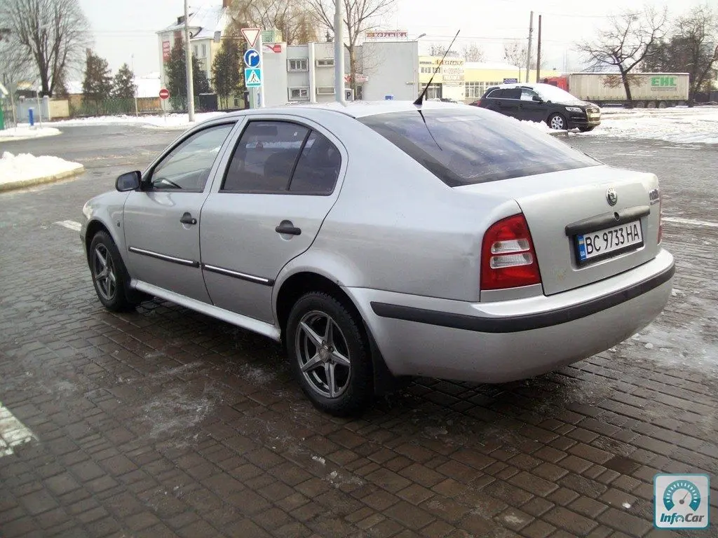 Skoda Octavia Octavia 1.6 Tour 6