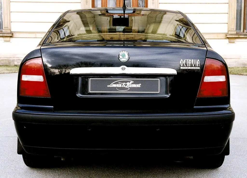 Skoda Octavia Octavia 1.8 Turbo L&K 5
