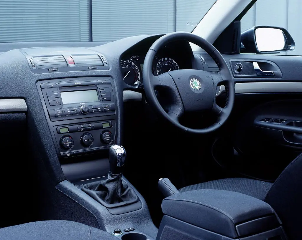 Skoda Octavia Octavia 2.0 PD TDI Ambiente DSG 5