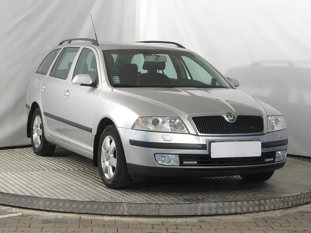 Skoda Octavia Octavia 2.0 PD TDI DPF Ambiente 3